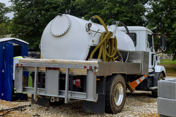 Portable Toilet Options We Offer in Vineyard, CA